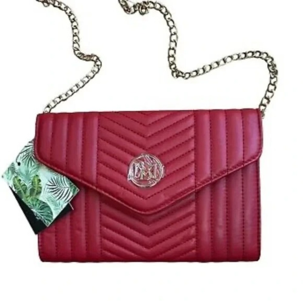 Badgley Mischka Chevron Quilted Crossbody Bag Red Vegan Leather Chain Strap NEW